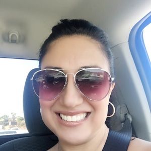 Meet your Posher, Maribel